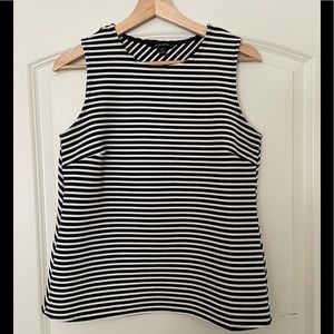 Sleeveless Stripe Top😍🥰